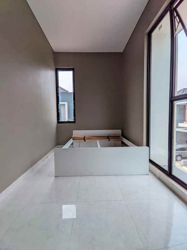 dijual rumah bintaro sektor 7