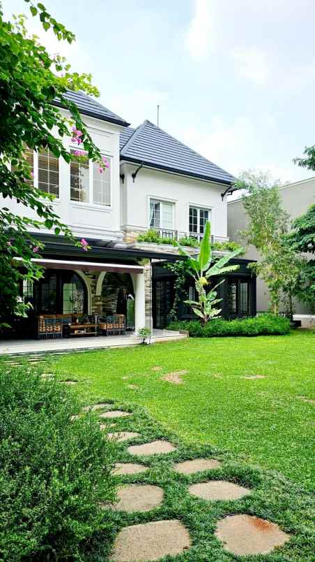 dijual rumah bukit golf pondok indah