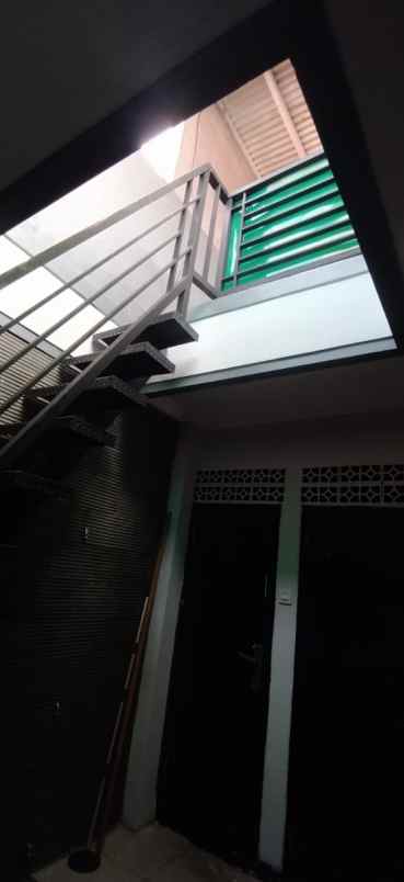 dijual rumah bumi marina emas