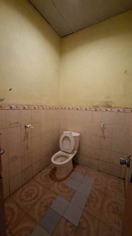 dijual rumah bumi sawangan indah