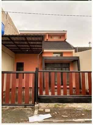 dijual rumah bumi wana lestari