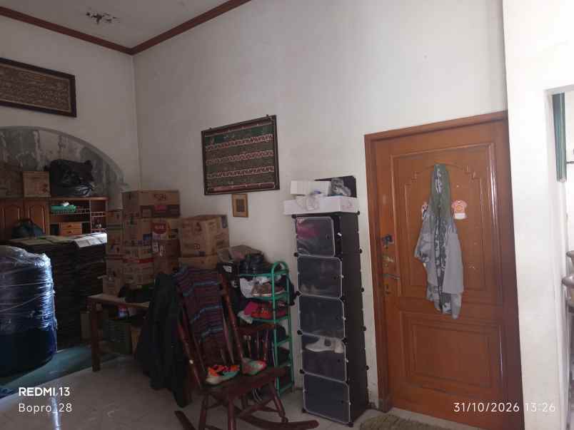 dijual rumah cantik strategis belakang rs ui depok