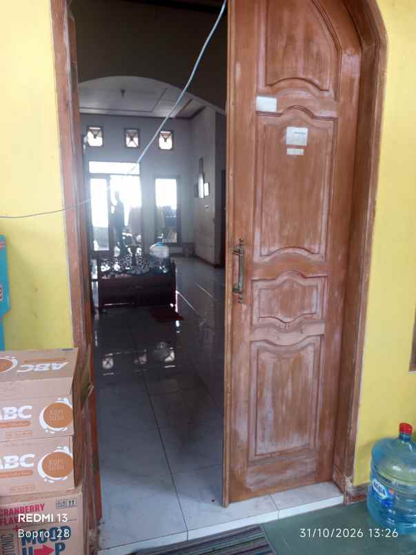dijual rumah cantik strategis belakang rs ui depok