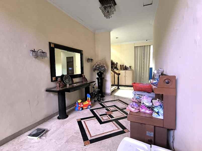 dijual rumah cemapak putih tengah