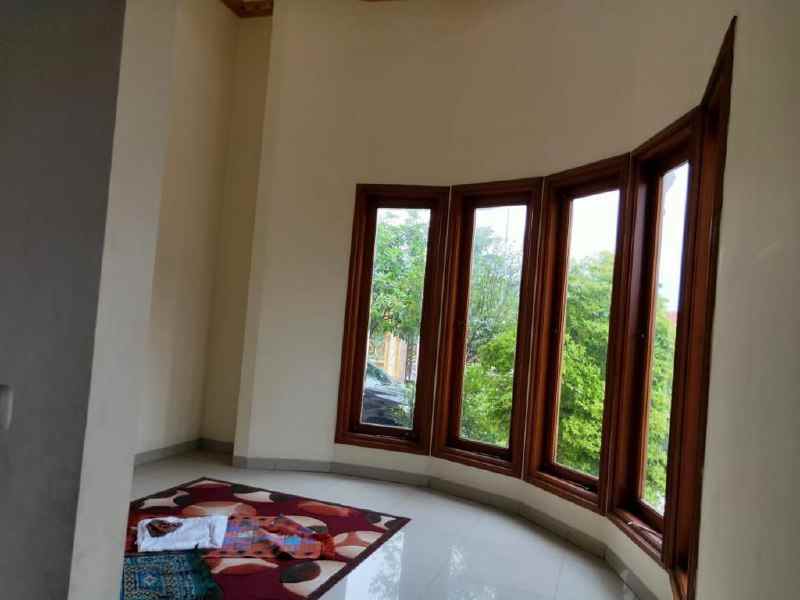 dijual rumah cikarang timur