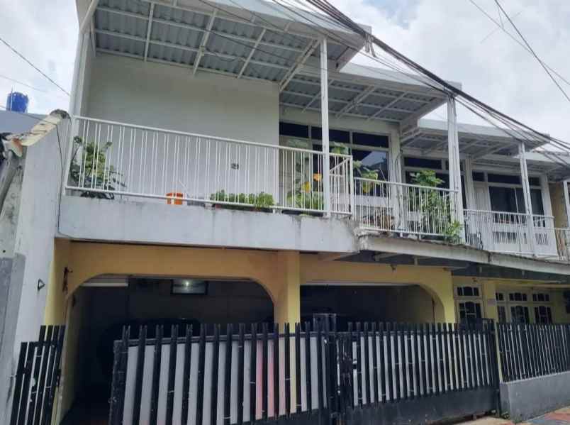 dijual rumah cikini menteng jakarta pusat
