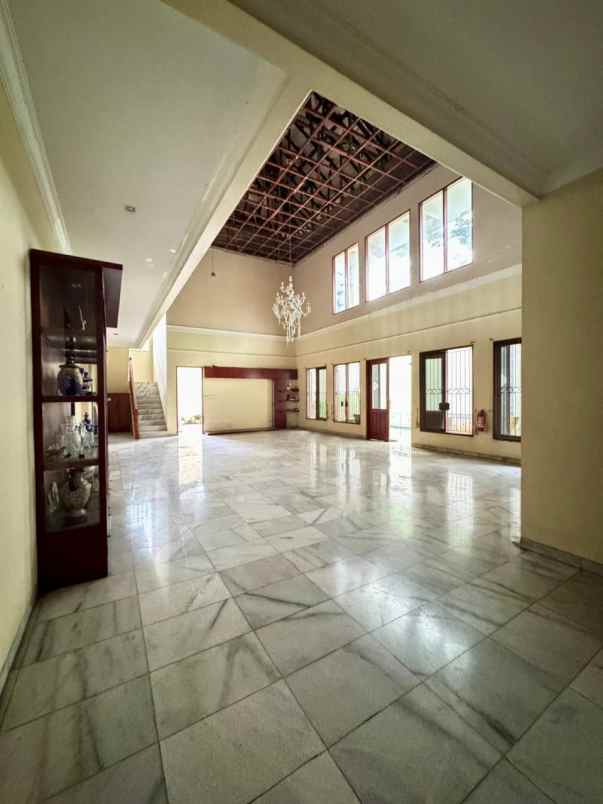 dijual rumah cilandak barat