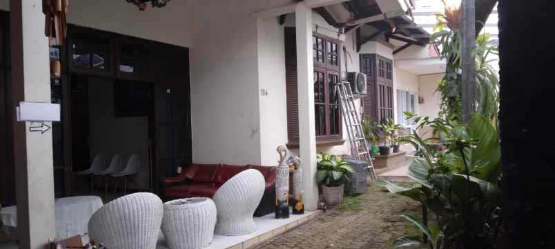 dijual rumah cinere depok