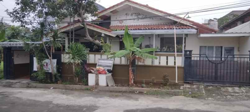 dijual rumah cinere depok