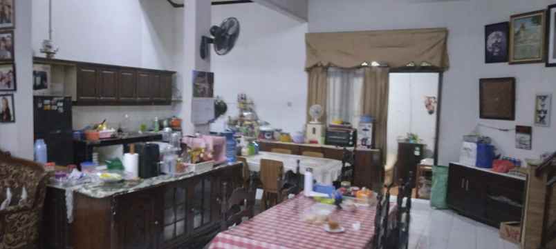 dijual rumah cinere depok