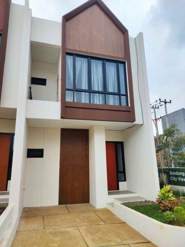 dijual rumah cipadung ujung berung bandung