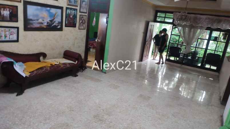 dijual rumah cipayung