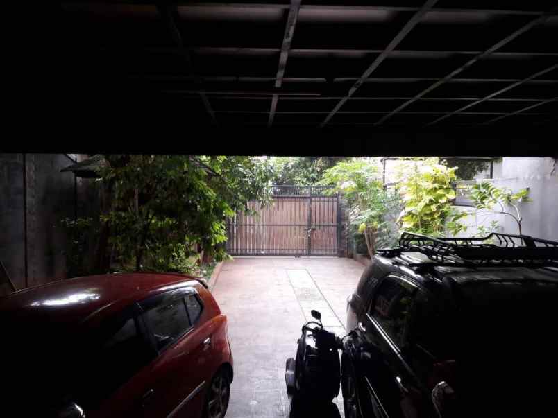 dijual rumah cirendeu ciputat timur tangsel