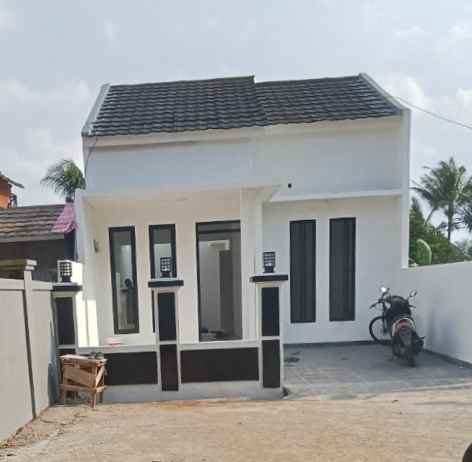 dijual rumah cisauk girang