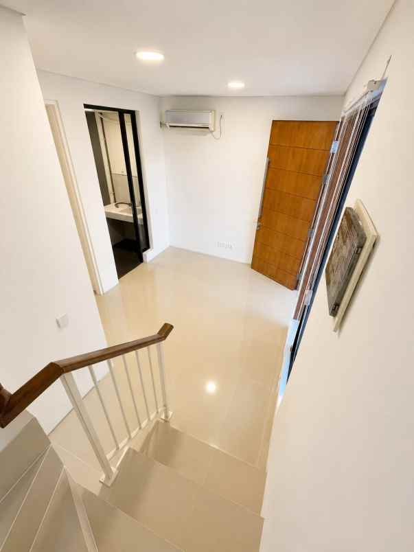 dijual rumah citraland northwest hill