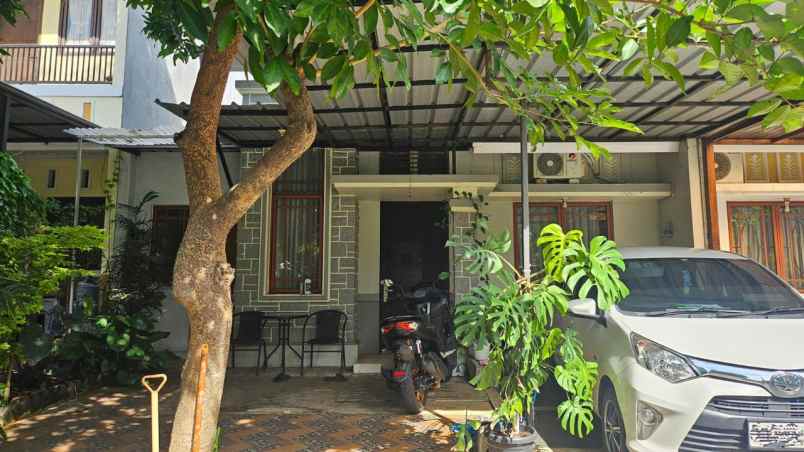 dijual rumah cluster garden terrace