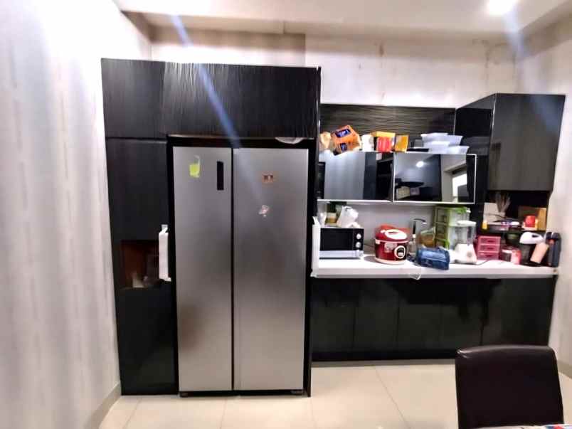 dijual rumah cluster lantana jgc