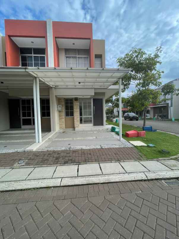 dijual rumah cluster miami pik2