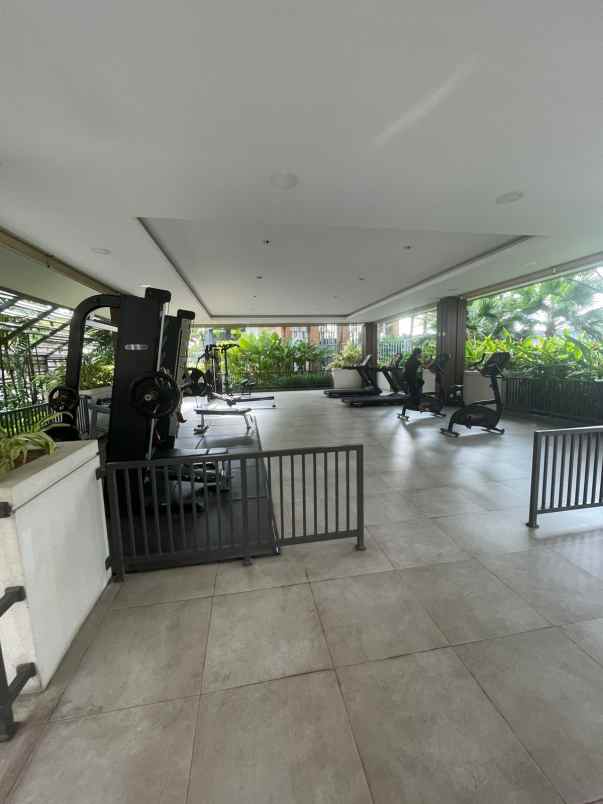 dijual rumah cluster miami pik2