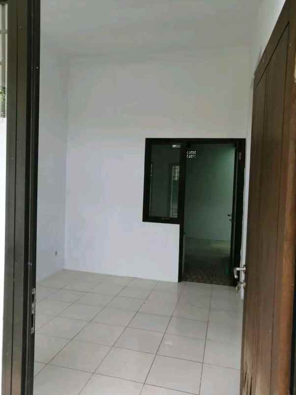 dijual rumah di bukit pelangi residence cipayung depok