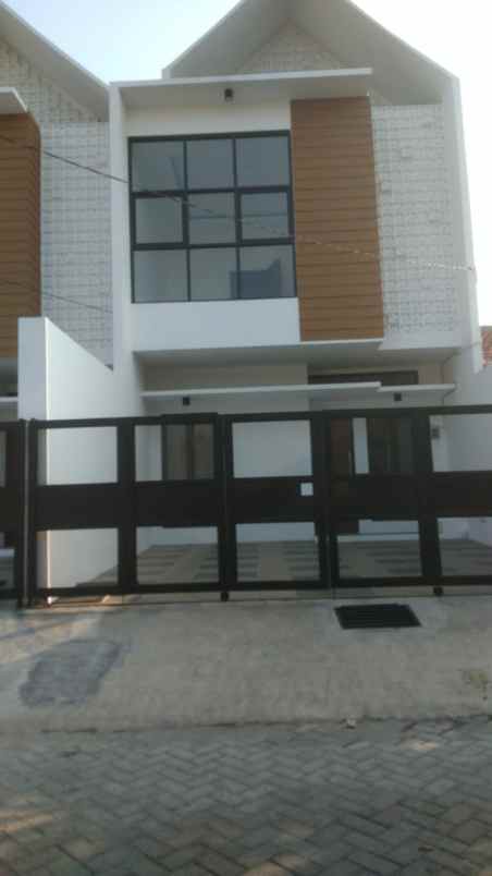 dijual rumah di jual rumah tandes asri