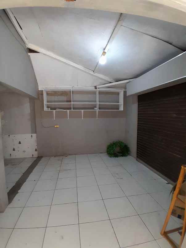 dijual rumah di kalicari palebon semarang