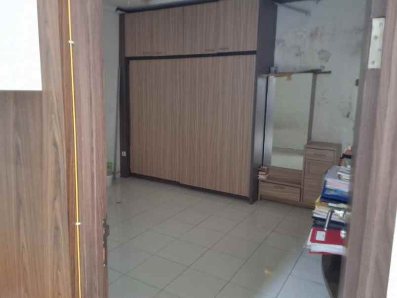 dijual rumah di legenda wisata cibubur