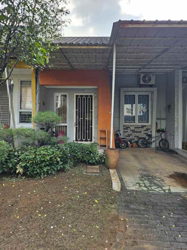 dijual rumah di legenda wisata cibubur