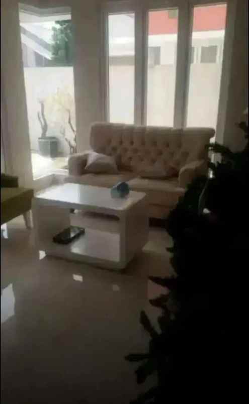 dijual rumah gandaria city pondok indah