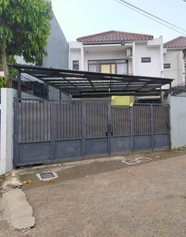 dijual rumah gandaria townhouse kel