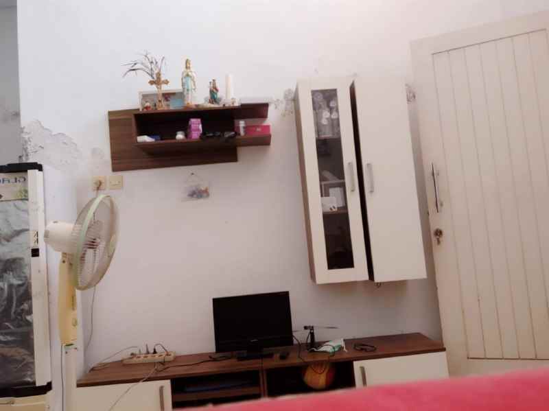 dijual rumah green semanggi mangrove