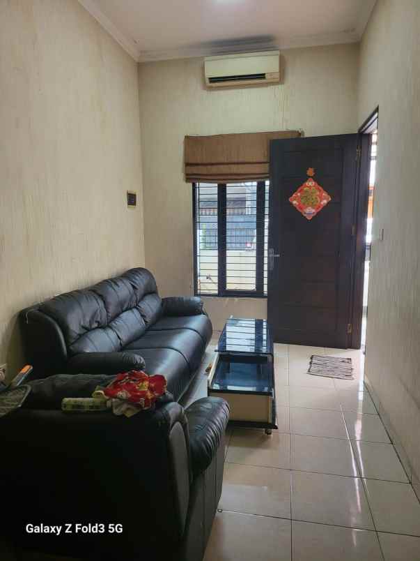 dijual rumah greenville