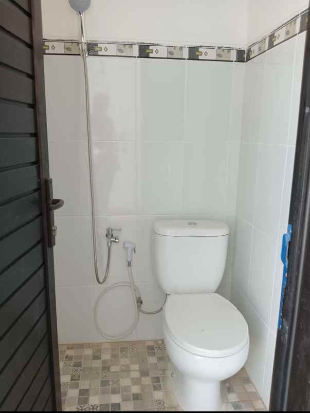 dijual rumah griya taman asri