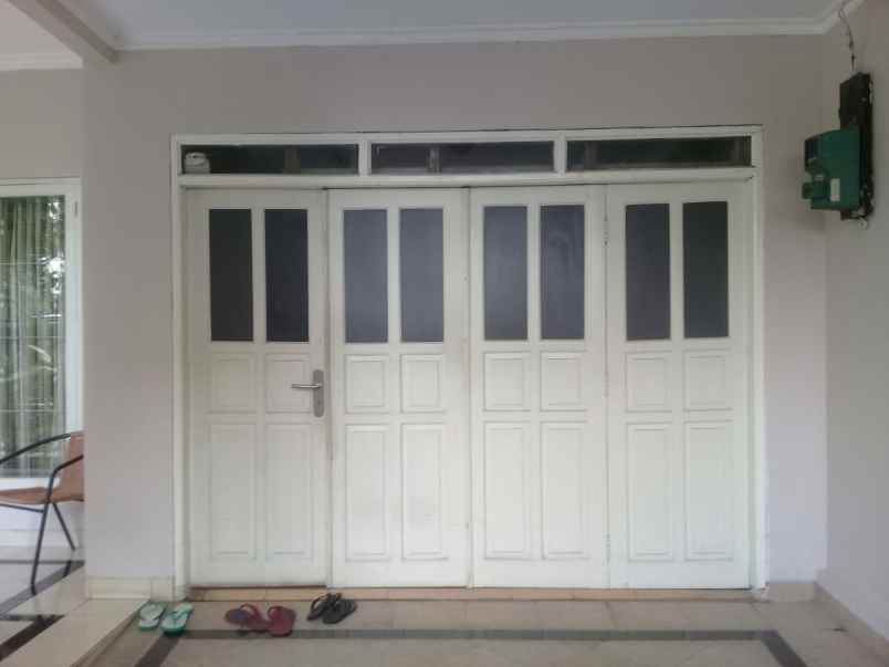 dijual rumah guntur