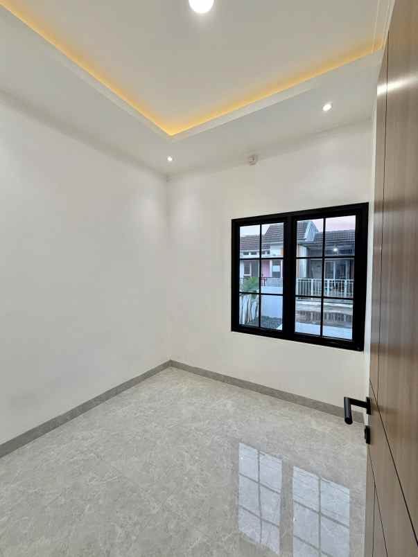 dijual rumah harvest city