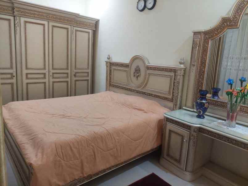 dijual rumah jalan bambu pagar rt 003