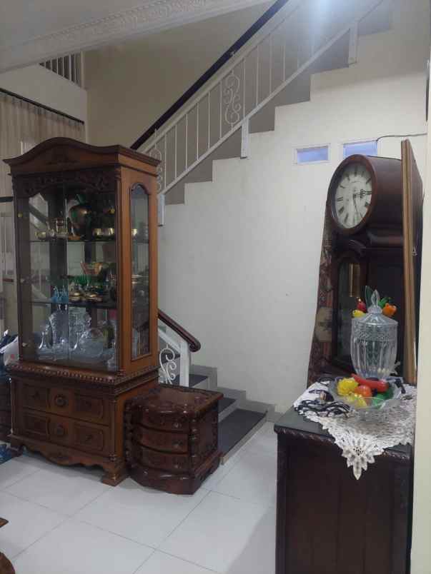 dijual rumah jalan bambu pagar rt 003