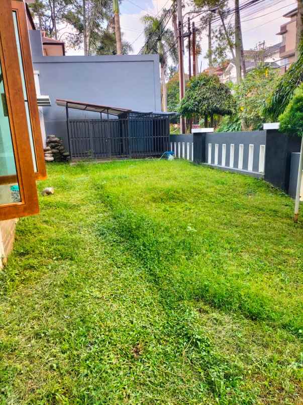 dijual rumah jalan gegerkalong tonggoh