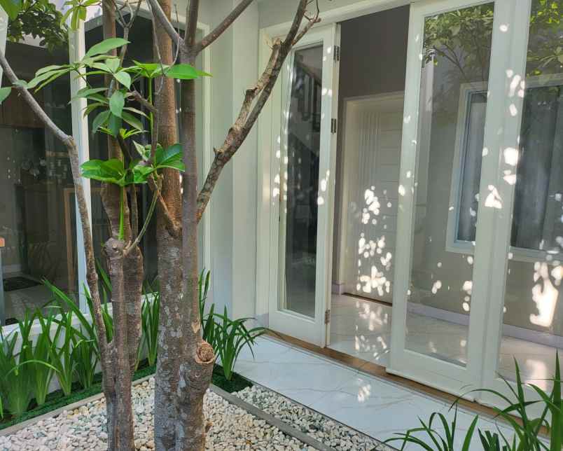 dijual rumah jalan kapten m jamil lubis