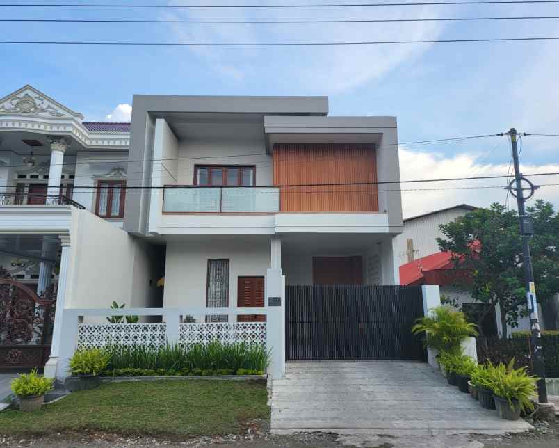 dijual rumah jalan kapten m jamil lubis