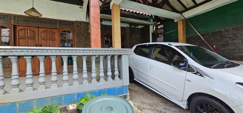 dijual rumah jalan kartini