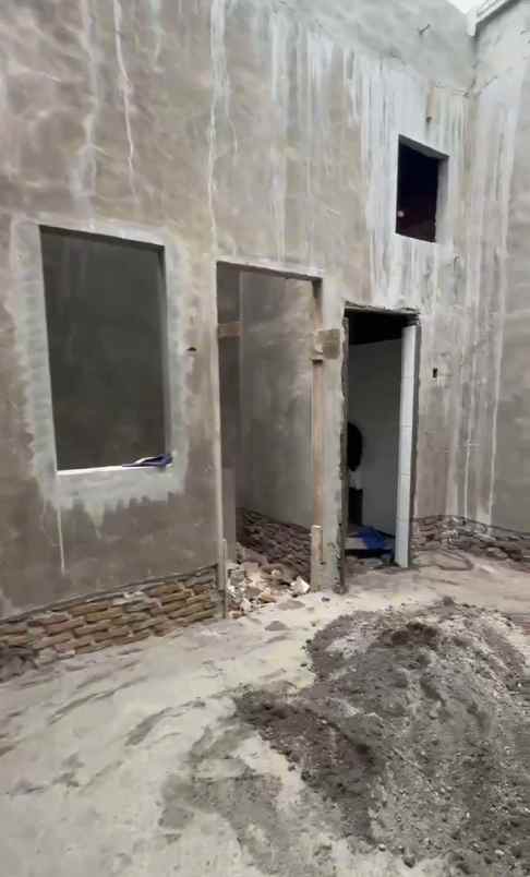 dijual rumah jalan lumumba pahlawan