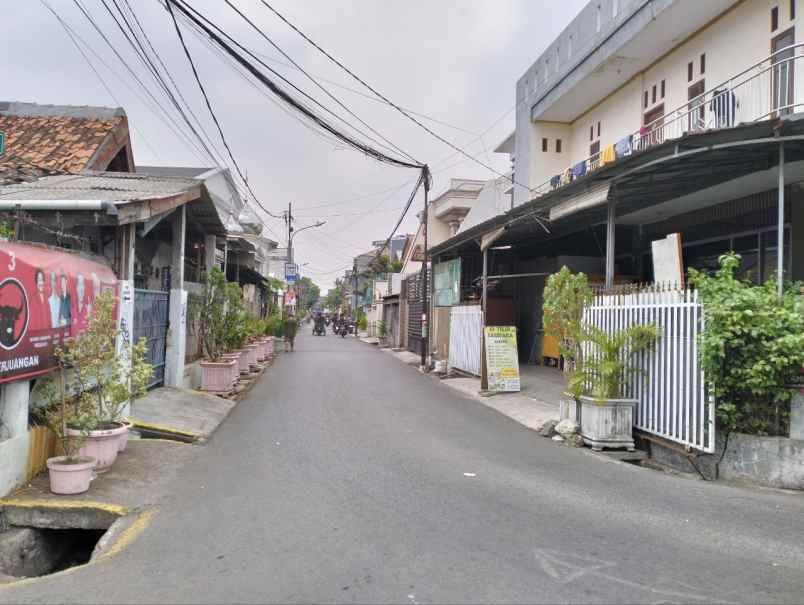 dijual rumah jalan matraman