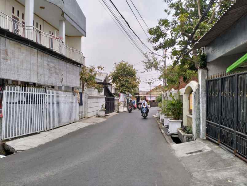 dijual rumah jalan matraman