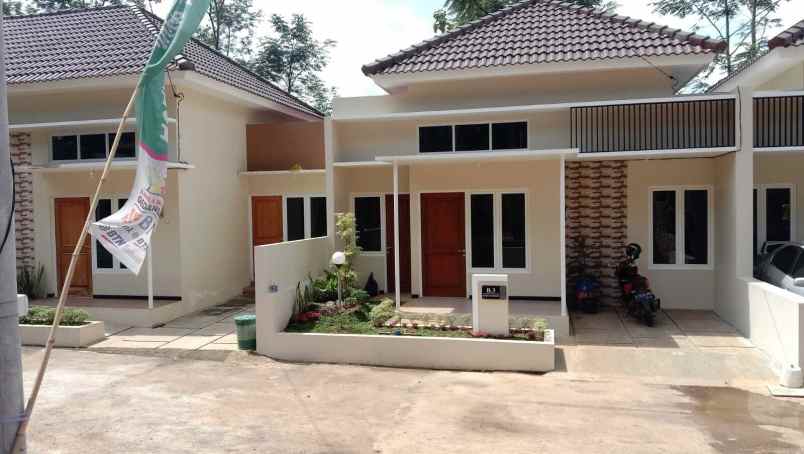 dijual rumah jalan mentawai semarang