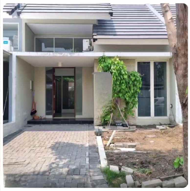 dijual rumah jalan north west park