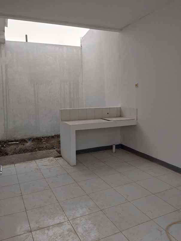 dijual rumah jalan proklamasi desa