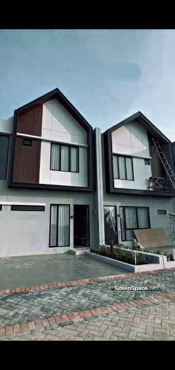 dijual rumah jalan rorotan