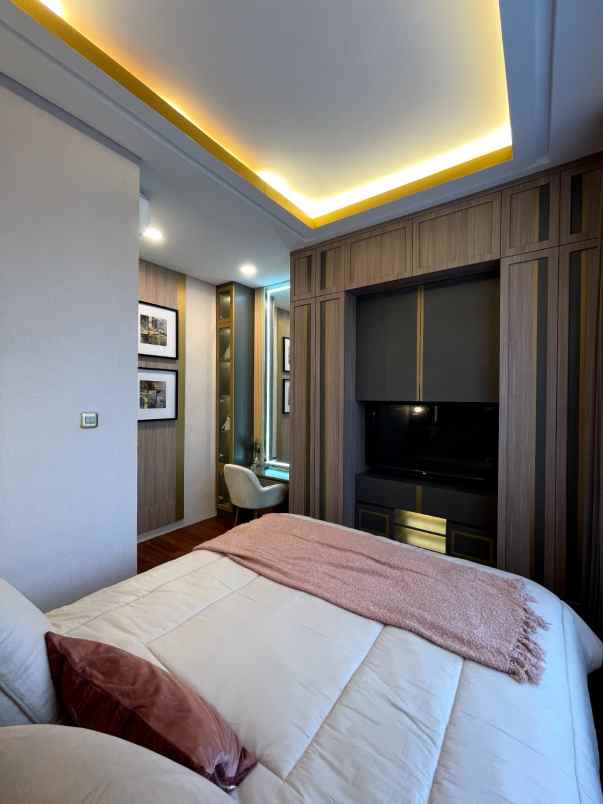 dijual rumah jalan rorotan