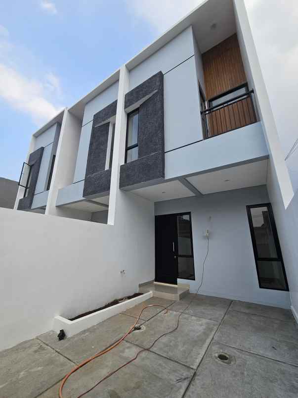 dijual rumah jalan sasak kalimulya